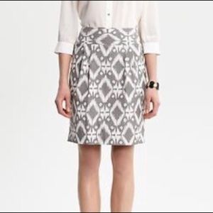 Banana Republic Heritage Pencil Skirt